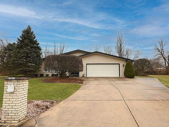 3rd image of 12651 S Navajo Ct W