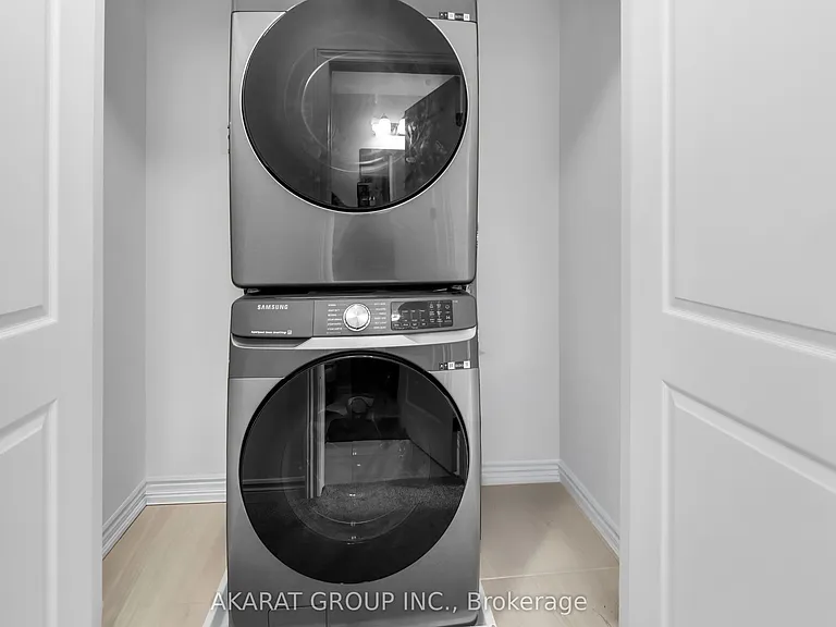 61 Soho St #68 — Photo 36
