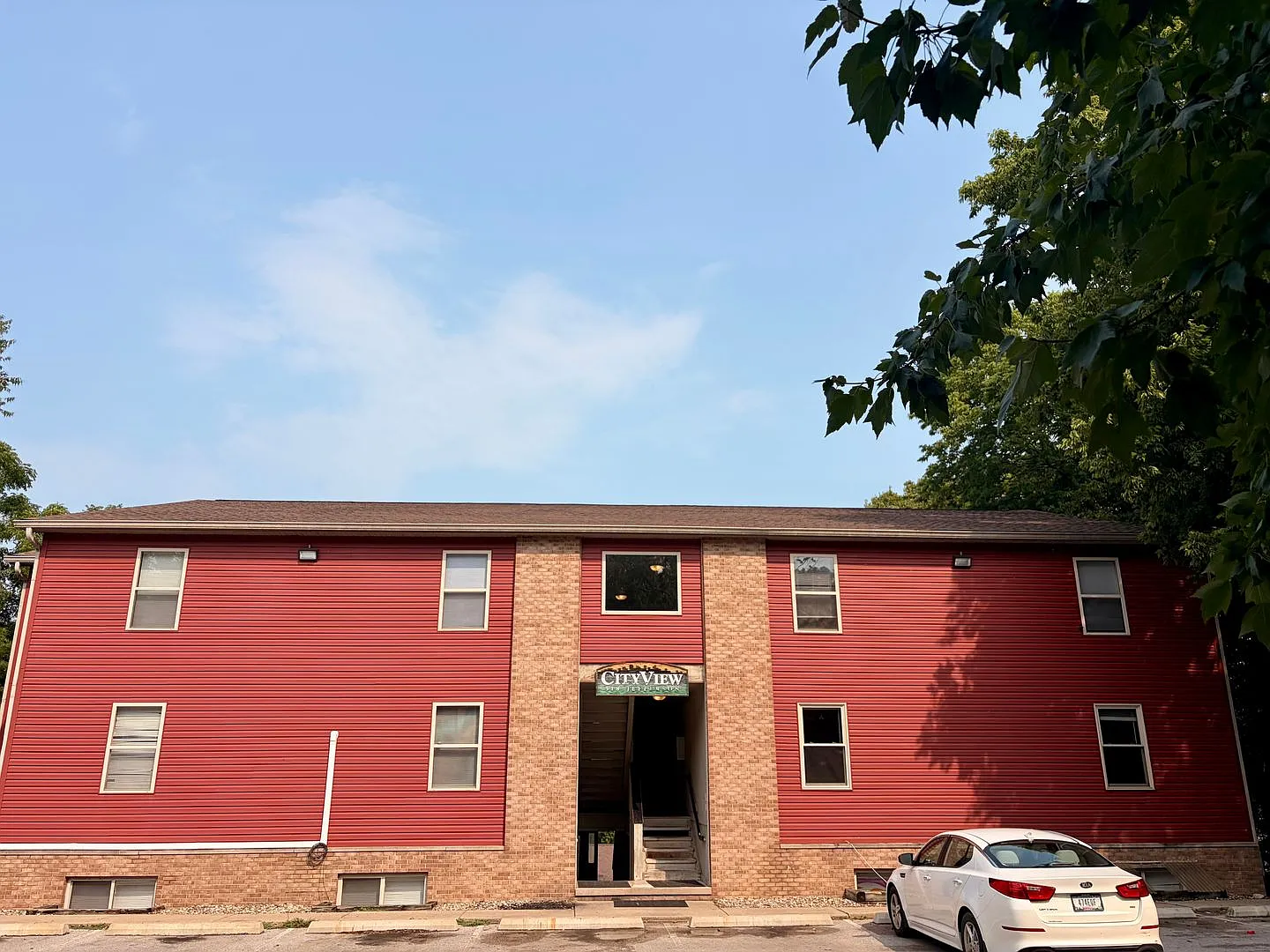 CityView Apartments — Photo 1