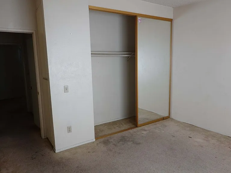 4609 Ellenwood Dr — Photo 9