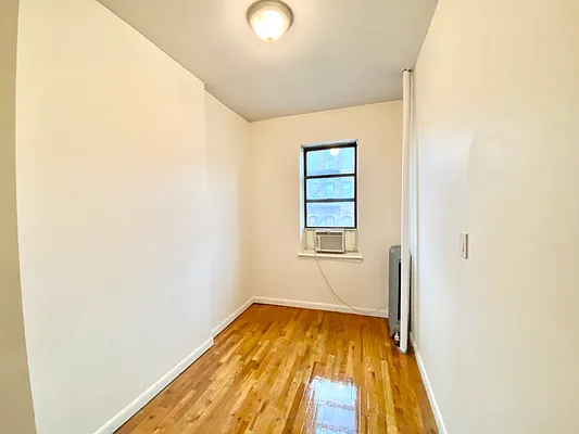 Rented by Crosstown Apartments NYC | media 25