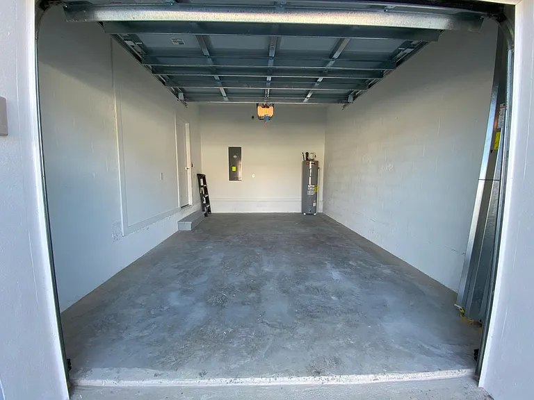 3802 W Mango Ave #1 — Photo 3
