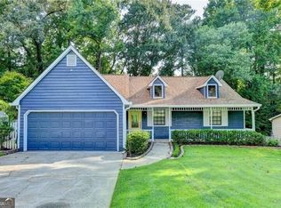 1122 Realm Ln, Lawrenceville, GA 30044