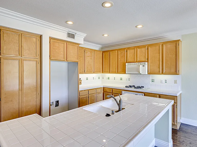 5960 Juniper Ct — Photo 4