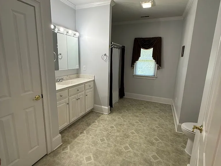 785 Glenwood Dr — Photo 30