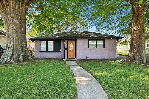 4936 Baccich St Photo 1