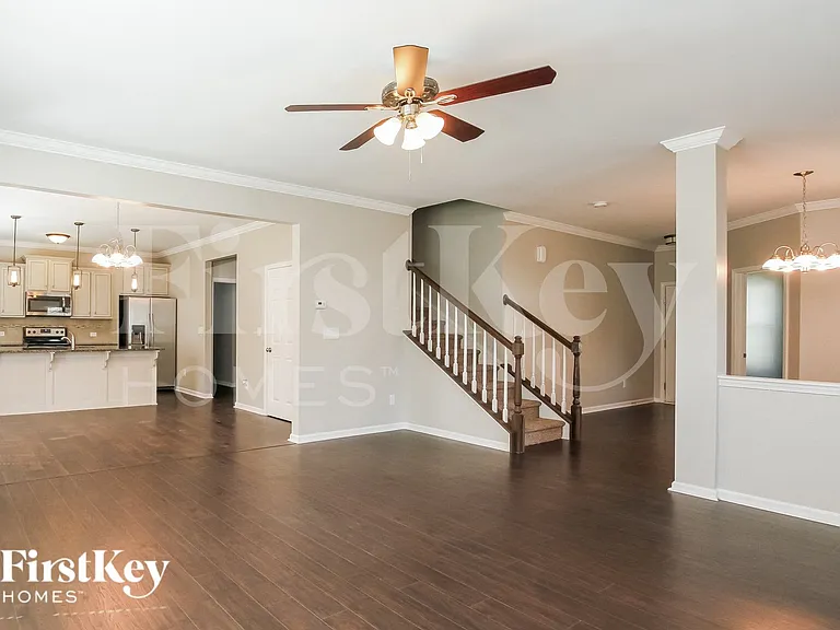 148 Jobe Dr — Photo 3