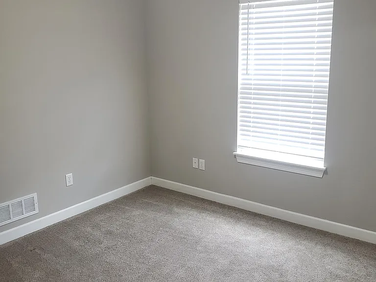 University Park TownHomes - 16474 — Photo 8