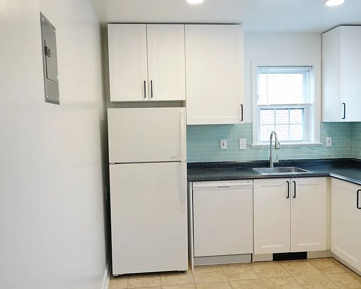 8207 Garland Ave — Photo 50