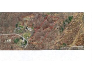 Hollis Ln, Croton on hudson, NY 10520