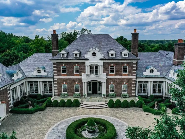 8600 Camargo Rd, Cincinnati, OH 45243