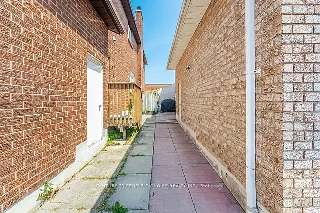 5723 Riverside Pl #BASEMENT — Photo 6