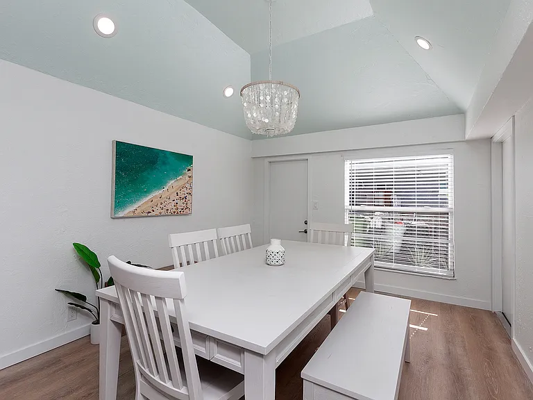 3049 Wood St — Photo 15