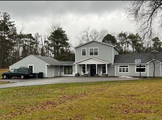 5259 Ellicott Rd, Orchard Park, NY 14127