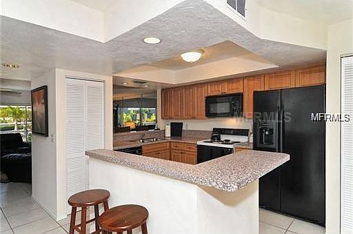 4th image of 945 Benjamin Franklin Dr APT 3
