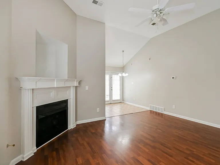 2835 Misty Briar Cv — Photo 3