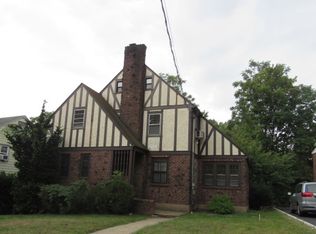 34 Edgemont Pl, Teaneck, NJ 07666