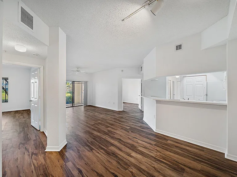 2725 Anzio Ct #107 — Photo 7