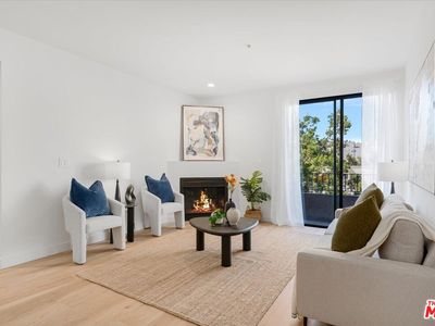 625 S Berendo St APT 212, Los Angeles, CA, 90005