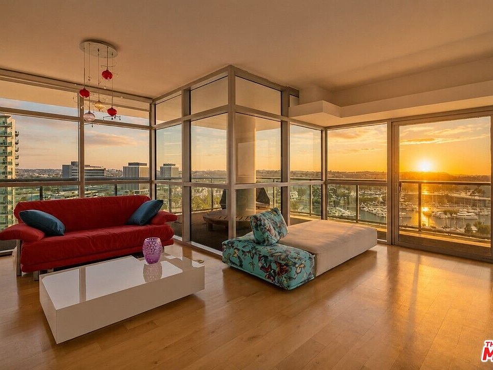 1st image of 13700 Marina Pointe Dr Unit 1401