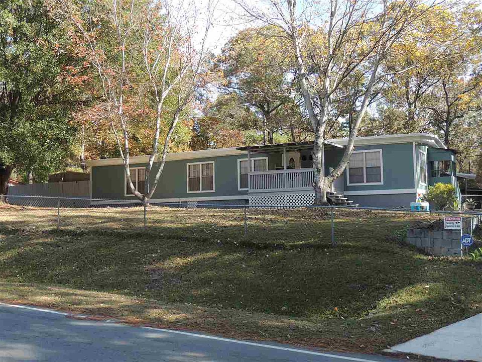 1st image of 138 Elaine Dr