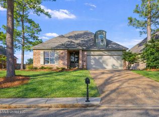 1404 Windrose Dr, Brandon, MS 39047
