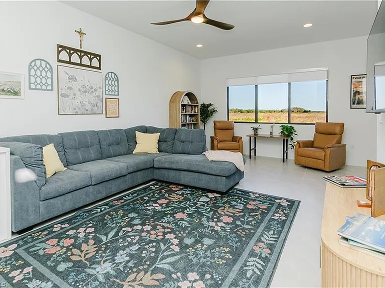5875 Cassidy Ln — Photo 3