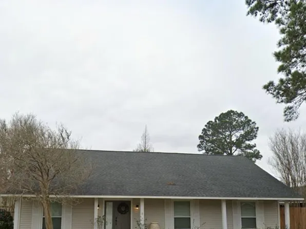 7446 Shrewsbury Ave, Baton Rouge, LA 70808