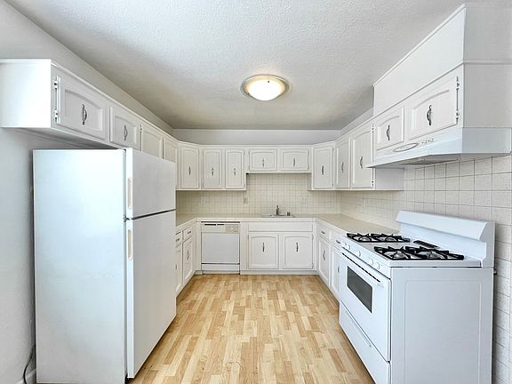 5th image of 510 Alhambra Blvd APT 11