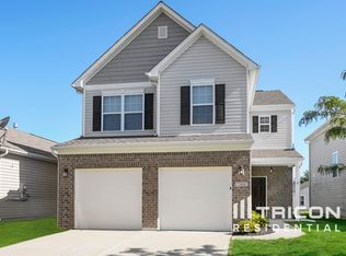 2488 Shadow Bend Dr, Columbus, IN