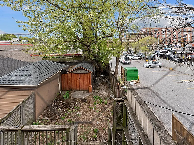 363 Strathmore Blvd — Photo 20