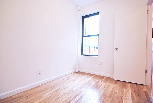 Rented by KYLM, LLC | media 21