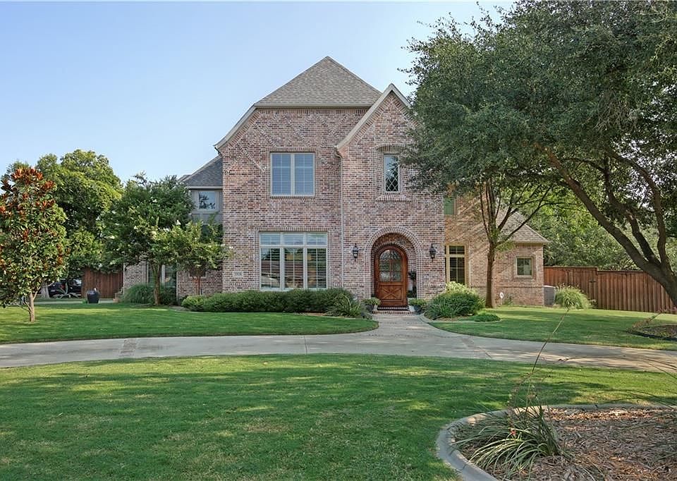 1st image of 2528 Big Horn Ln