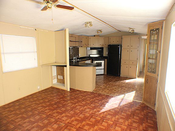 3rd image of 15840 Sr 50 Lot 46