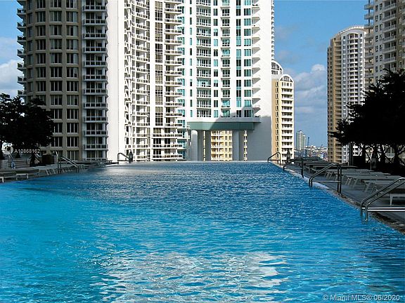 3rd image of 465 Brickell Ave APT 717