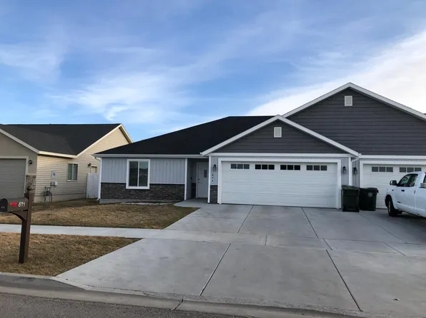894 S Von Elm Dr, Blackfoot, ID 83221