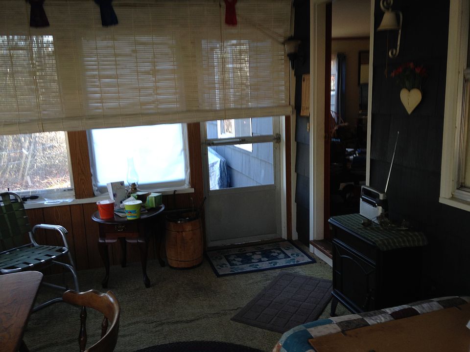 2nd image of 61 Betts Rd