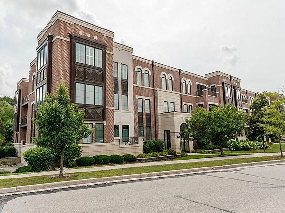 2nd image of 19045 Thomson Dr Unit 302