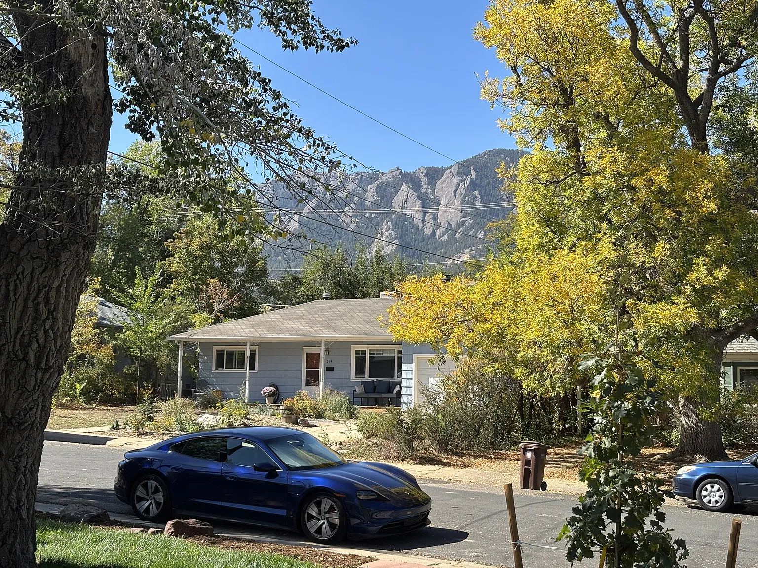 3 bed, 1200 sqft, $3,000 — Photo 2