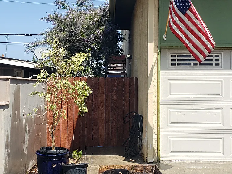 122 W Marquita #B — Photo 12