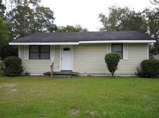 1740 Persimmon St, Dothan, AL 36303