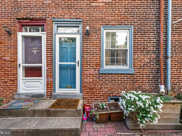 725-727 Pemberton St #6, Philadelphia, PA 19147