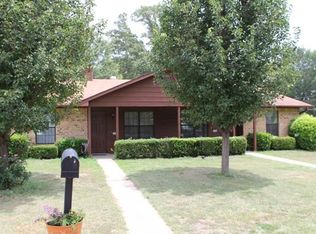1 Dawn Cir, Longview, TX 75605