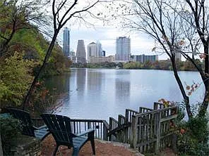 500 E Riverside Dr #109 — Photo 4