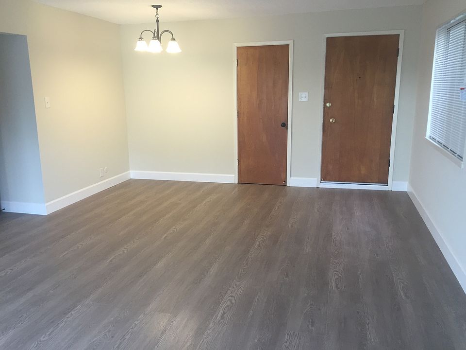 1st image of 152 Jackson Ave APT 201