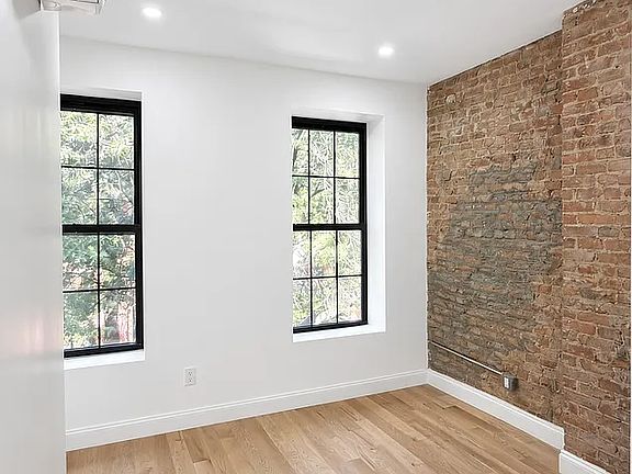 3rd image of 1252 Herkimer St Floor 3