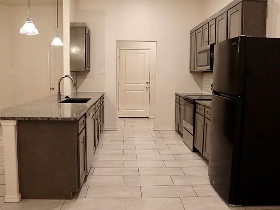 3rd image of 1824 Corpus Ave #1