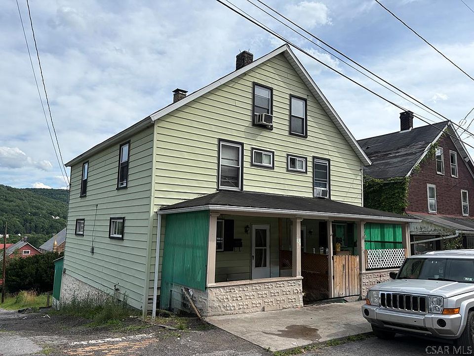 1st image of 217-219 5th St