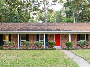 10123 Hanka Dr, Houston, TX 77043