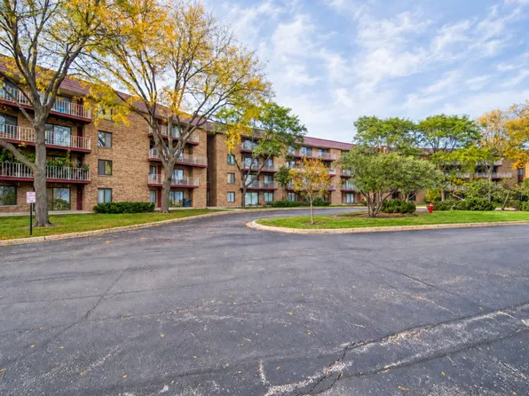 5400 Astor Ln APT 103, Rolling Meadows, IL 60008